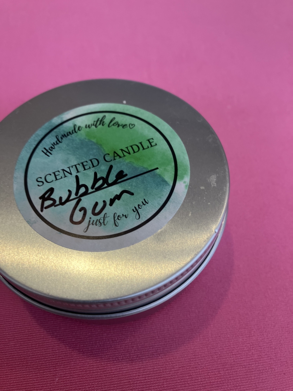 Bubble Gum Scented Tin Candle - Pink